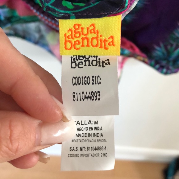 Agua Bendita drape top 100% silk - Picture 3 of 7